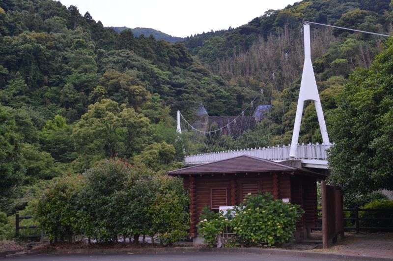 糸島市の加茂ゆらりんこ橋
