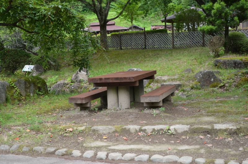 棚田親水公園の河川プールで水遊び 滑り台やソフトクリームを満喫 ぷくとこ