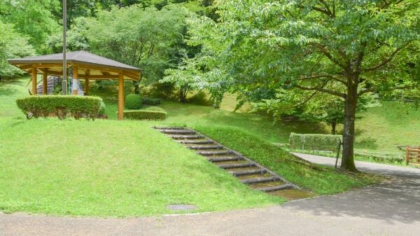 一ノ瀬親水公園の東屋